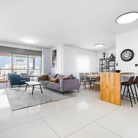 Ocean View Oasis With Balcony For Families Apartment Ashdod Exterior photo